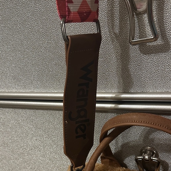 Wrangler Aztec Pattern Purse - Picture 4 of 7